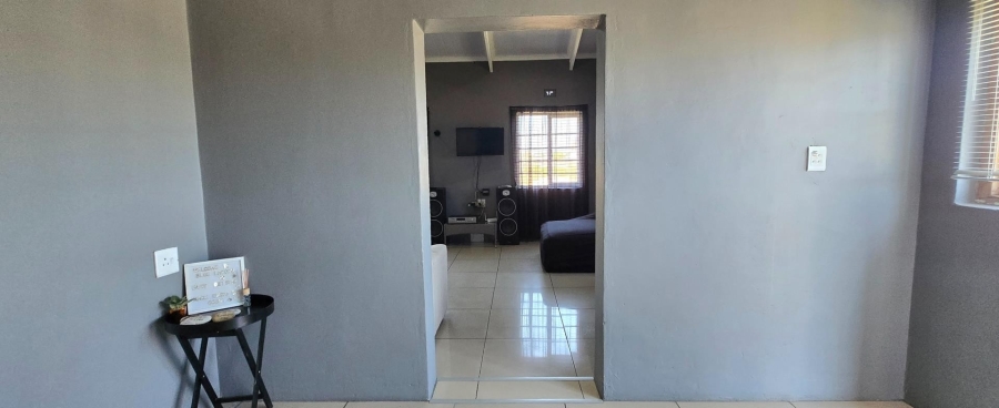 2 Bedroom Property for Sale in Franskraal Western Cape